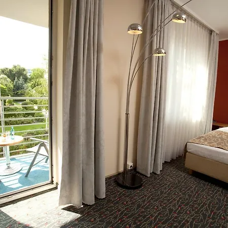Western Quintessenz-forum 4* Dresden